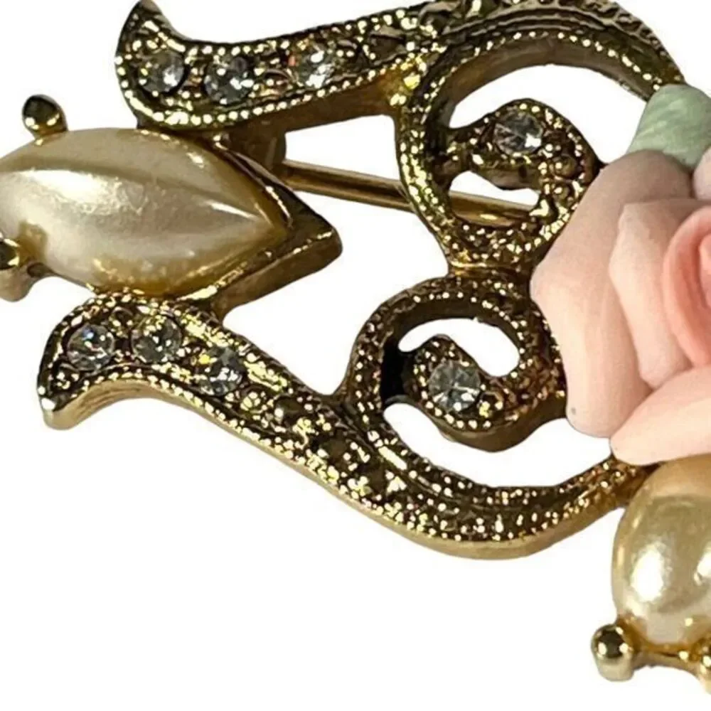 Vintage Gold  Pink Rose Faux Seed Pearl Brooch Pin Ceramic‎ Flower
